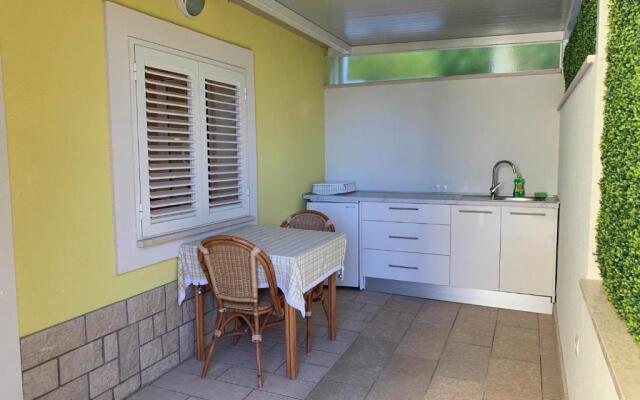 Apartments & Rooms Marina