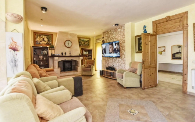 Country House in Campos Near Es Trenc Beach