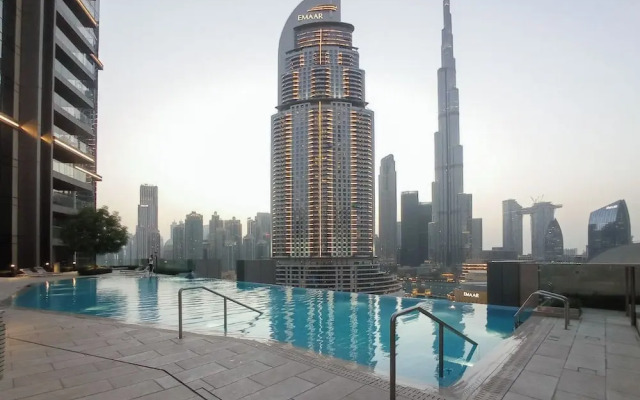 Direct Dubai Mall Access Downtown Boulev