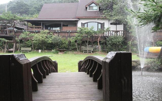 Yangpyeong Solberk Pension