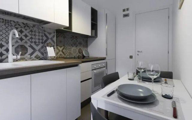 Italianway - Viale Brianza 14 A