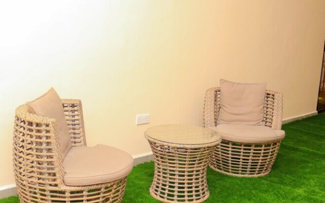 The VIP Luxury Lounge