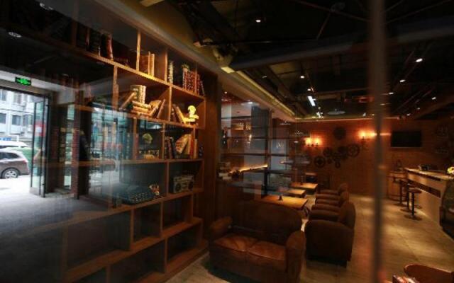 James Joyce Coffetel Wuxi Taihu Square Subway Station Branch