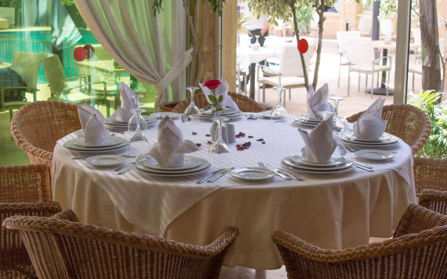 El Oumnia Puerto & Spa