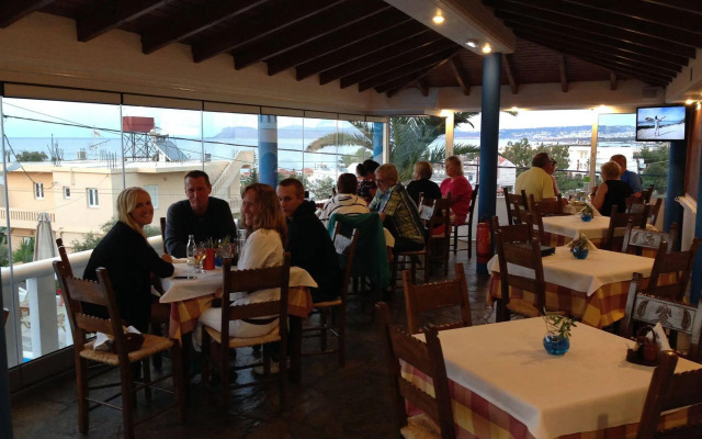 Folia Hotel - Apartments