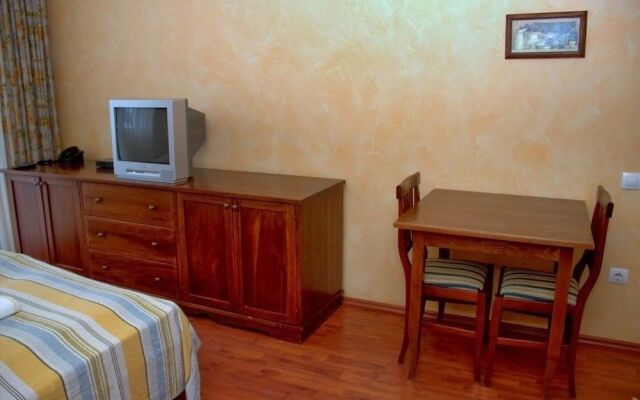 Triász Aparthotel