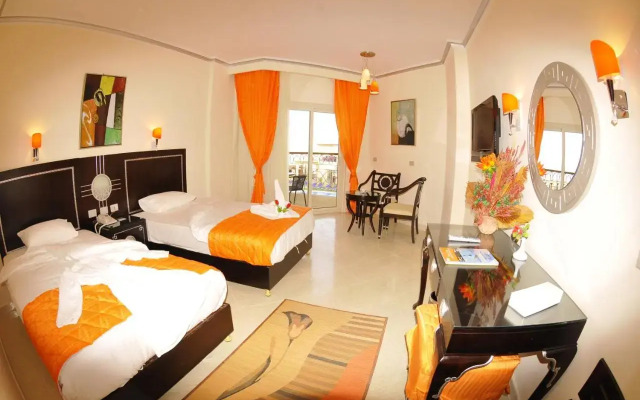 Sphinx Aqua Park Beach Resort