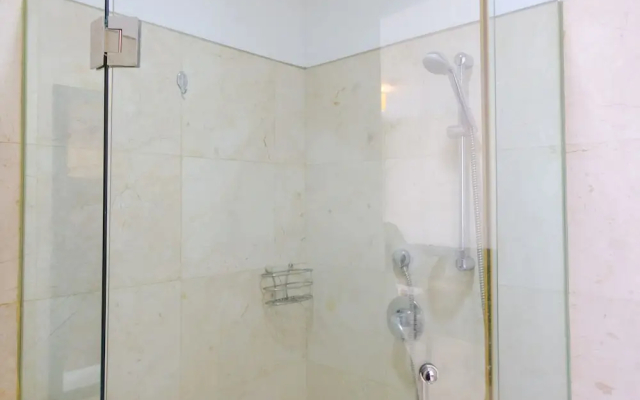 Spacious Designed 2Br Dago Butik Apartment