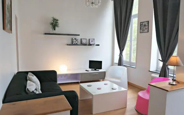 Little Suite - Pierre