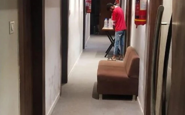 Hotel Shri Nivas
