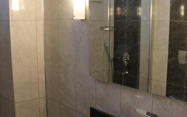The Prince Inn Hotel & Villas