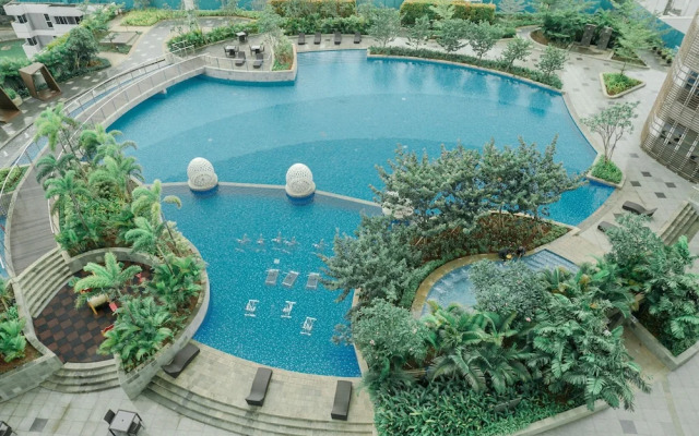 Elegant Studio at West Vista Apartment with City View