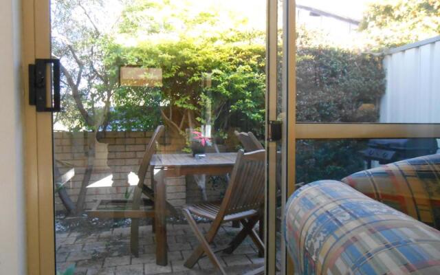 Augusta Georgiana Molloy Motel