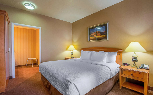 Clarion Suites St George - Convention Center Area