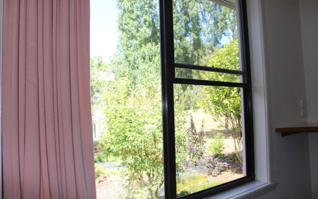 SJ Hostel