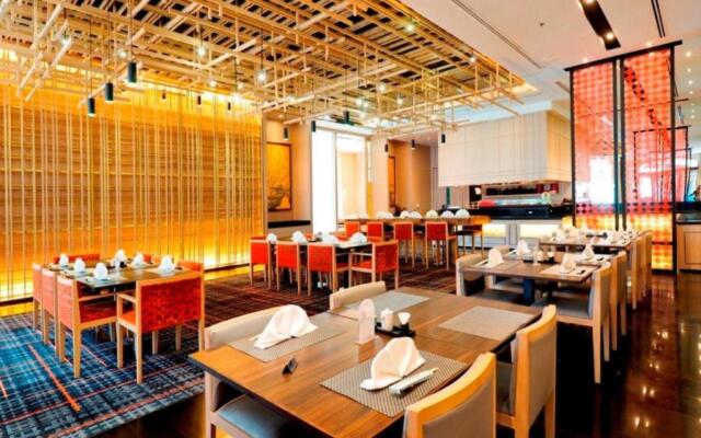 Chatrium Hotel Royal Lake Yangon