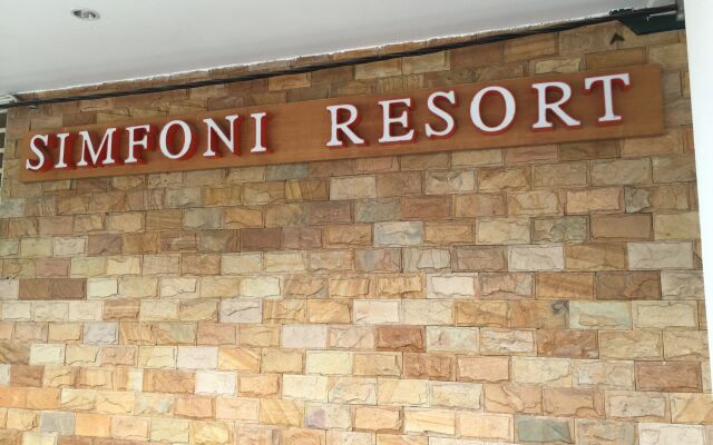 Simfoni Resort