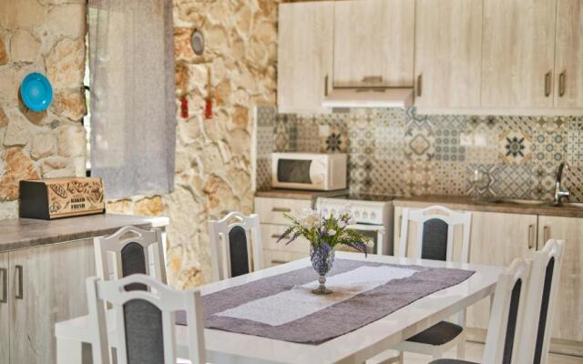 Stone House Gerakas
