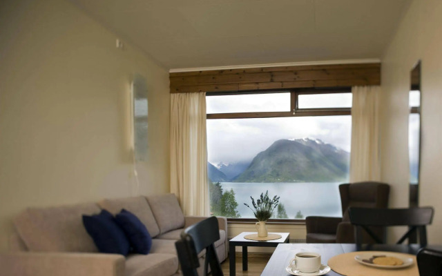 Dragsvik Fjordhotel