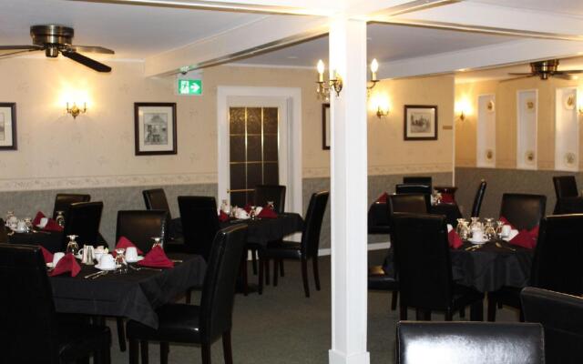 Tara Manor Inn