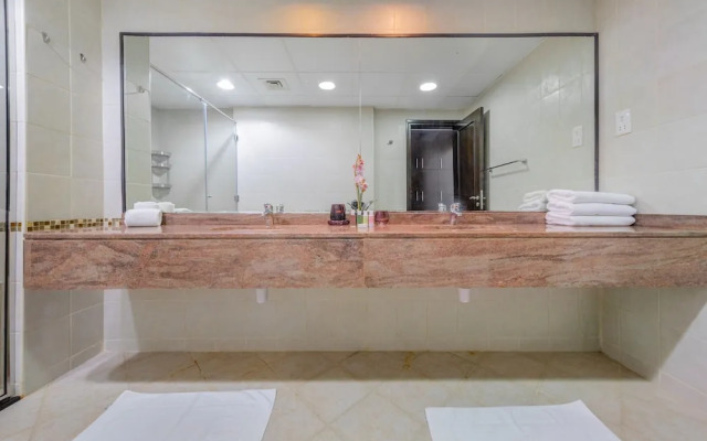 EDEN'S Homes & Villas - Royal Oceanic