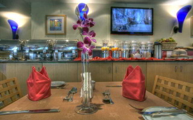 Al Nakheel Hotel Apartments