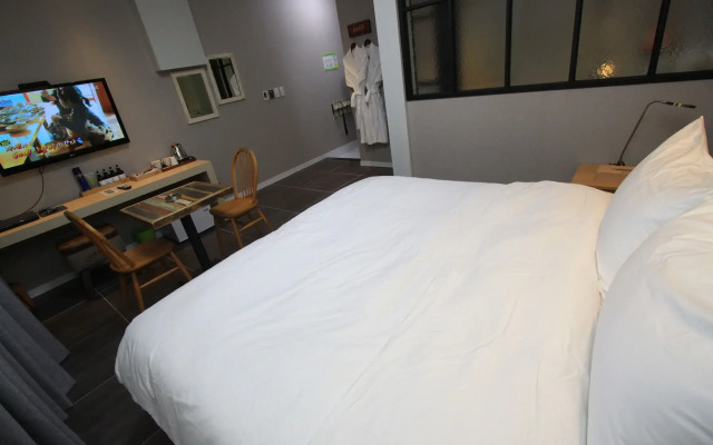 Hound Hotel Changwon Terminal