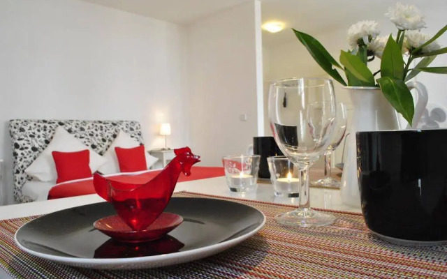 Apartment in Dresden With Swimming Pool