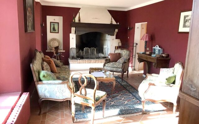 House With 3 Bedrooms in Fiesse