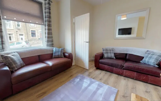 Stayzo Westminster Stylish House Accommodation