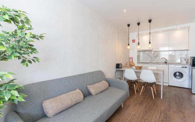 Old Town Apartment 5min to the beach