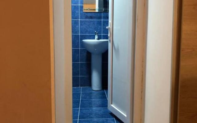 Travel Inn House Mestia • მოგზაურის სახლი