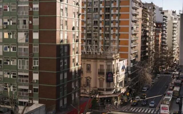 Confortable Bien Ubicado con Balcon Reco