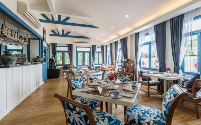 Somewhere Koh Sichang