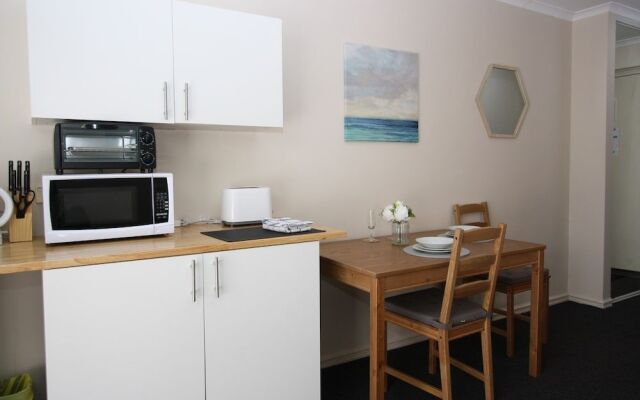 Resort Serviced Apartments - Mandurah