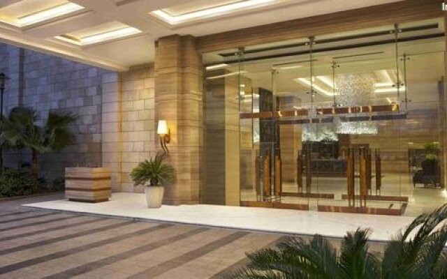 Hilton New Delhi Noida Mayur V