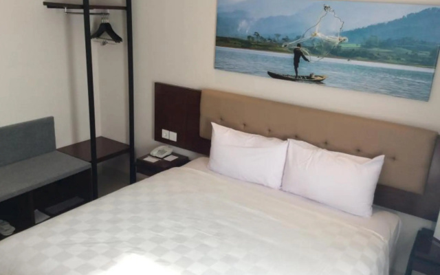 Hotel PrimeBiz Tegal - Image 7