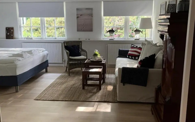 Trouville Bed & Breakfast