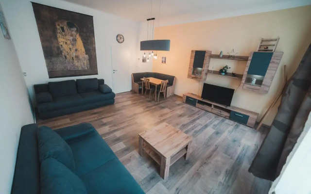 Renovated Apartment close to first district