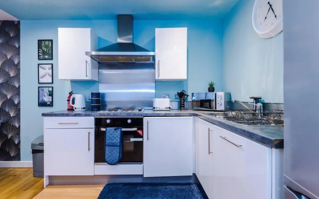 Impeccable 2-bed Apartment in Liverpool