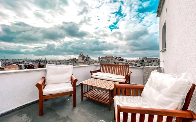 Cihangir VAV Suites