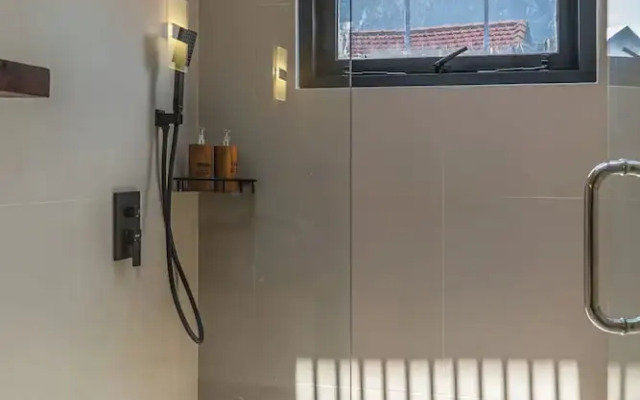 Nova Oasis 4