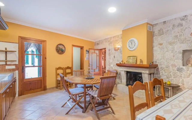 Holiday Home Es Barracar - CMI105