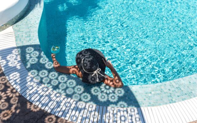 Marvarit Suites