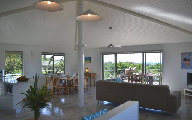 The Retreat Beach Houses