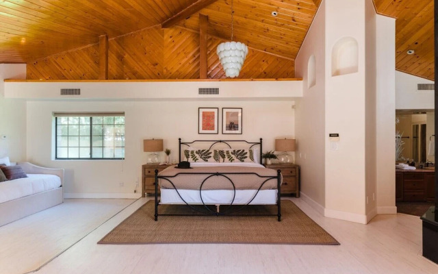 Rancho Cristal - Desert Oasis w Waterslide & Sauna