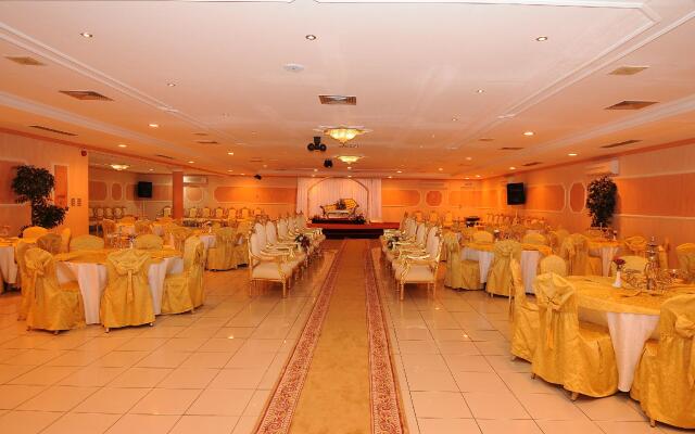 Capital O 419 Al Safeer Hotel
