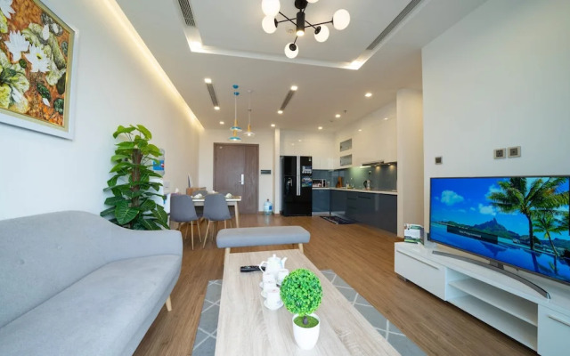 Lia House