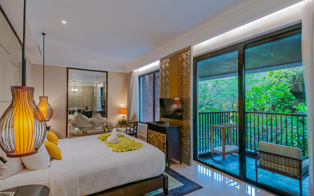 Jambuluwuk Oceano Seminyak Hotel