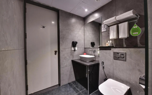 Click Hotel Vista-International Airport